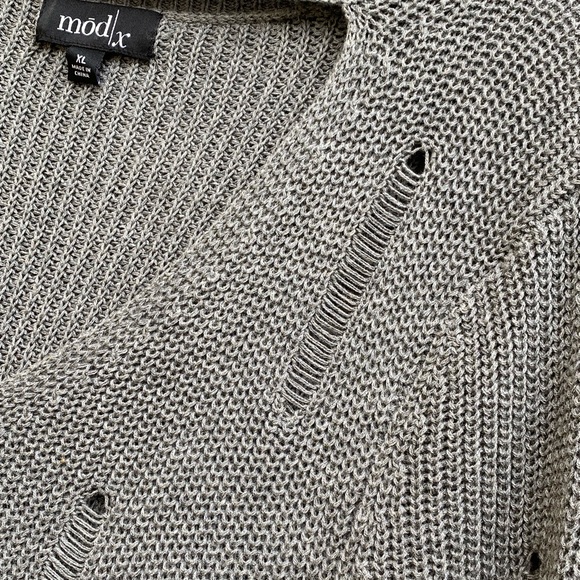 Modx knitted long sleeve distressed sweater dress - Picture 9 of 16